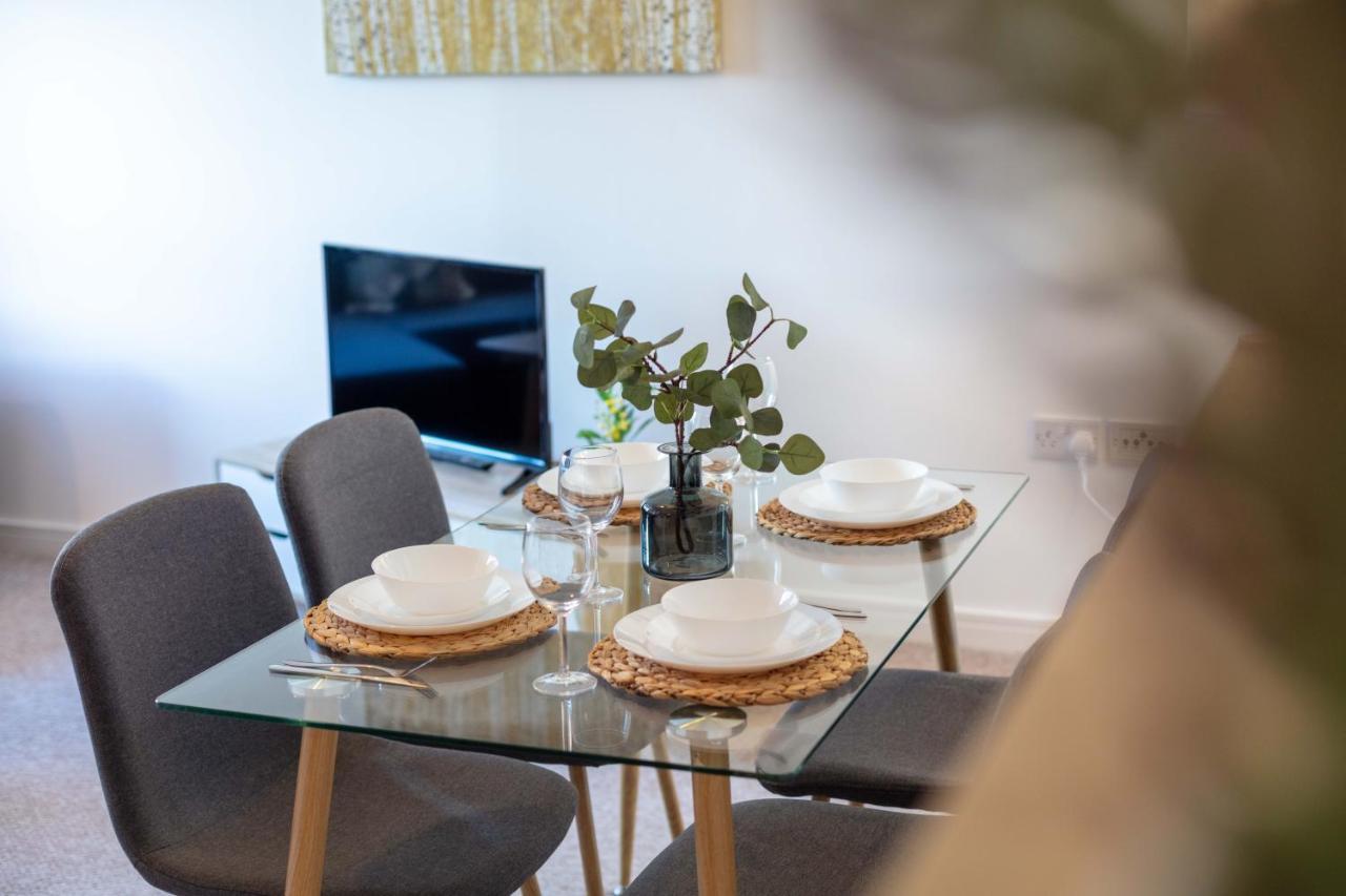 Walker Suite No53 - Donnini Apartments Kilmarnock Esterno foto